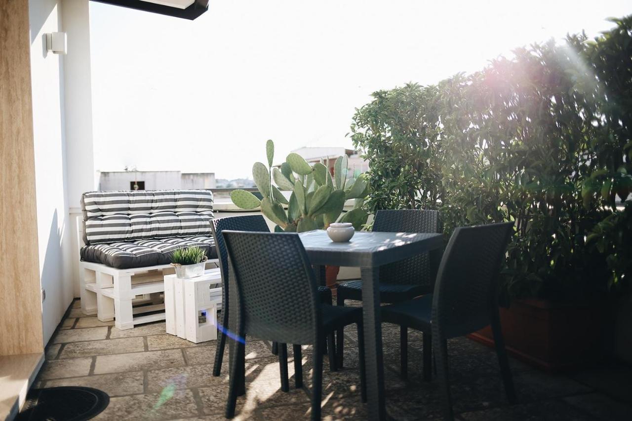 Le Home Rooms Lecce Kültér fotó